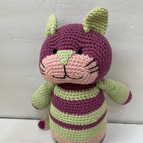 VINTAGE ANIMAL ADVENTURE CROCHETED STRIPED CAT - Picture 3 of 6